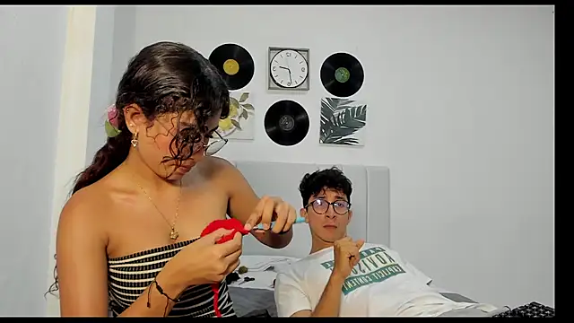 alanandtifany online show from May 30, 2026, 7:33 pm