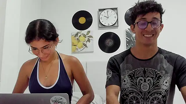 alanandtifany online show from June 9, 2026, 7:03 pm