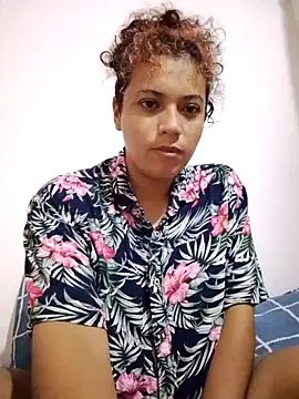 Snapshot of rizosdefuego chatting on April 14, 2026, 5:08 pm rizosdefuego online show from April 14, 2026, 5:08 pm