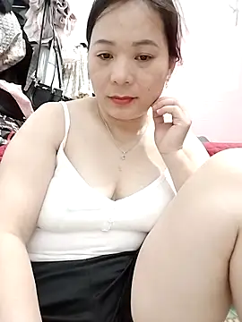 Snapshot of ManaMi-Amii chatting on May 17, 2026, 12:12 pm ManaMi-Amii online show from May 17, 2026, 12:12 pm