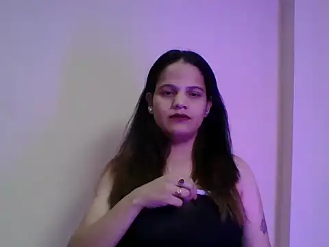 Its-anayaa online show from April 15, 2026, 4:36 pm