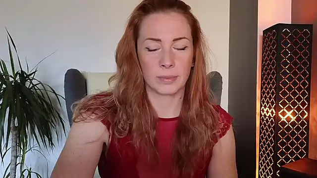 Sharon Red online show from October 21, 2025, 9:32 am