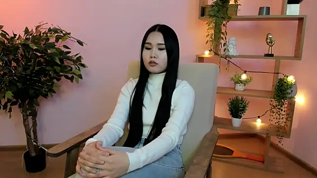 Snapshot of RutheNhek chatting on April 14, 2026, 11:05 am RutheNhek online show from April 14, 2026, 11:05 am