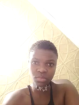 Sammmynoe online show from April 28, 2026, 2:27 am