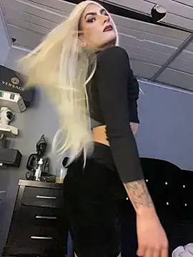 valen lewiiz online show from July 17, 2026, 11:53 pm