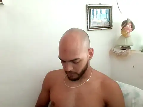 Snapshot of Eduarstrock chatting on April 14, 2026, 2:34 pm Eduarstrock online show from April 14, 2026, 2:34 pm