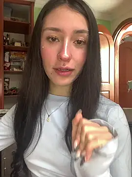 NickieCute- online show from April 21, 2026, 8:12 pm