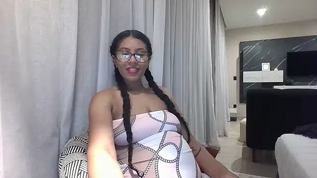 Arabigoddess online show from May 16, 2026, 8:44 am