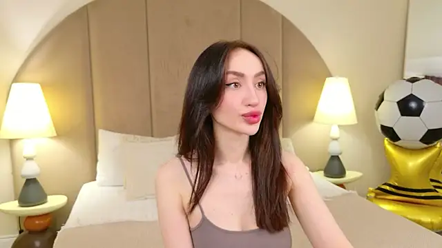 Snapshot of JayneMiler chatting on July 1, 2026, 5:02 pm JayneMiler online show from July 1, 2026, 5:02 pm