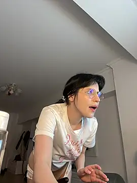 fothisaa online show from April 15, 2026, 10:21 pm