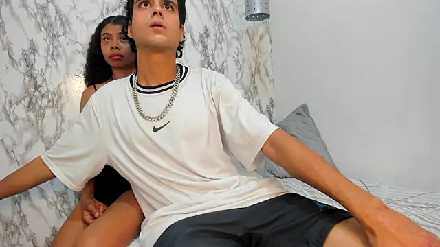 Kratos Kuromiix online show from April 16, 2026, 4:46 am