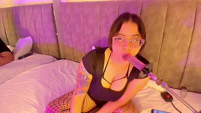 Snapshot of kiara78sweet chatting on June 30, 2026, 12:39 pm kiara78sweet online show from June 30, 2026, 12:39 pm