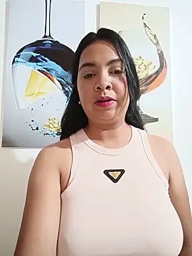Silvana2927 online show from June 5, 2026, 4:30 am