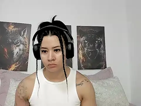 AngelMartinss online show from May 12, 2026, 2:25 pm