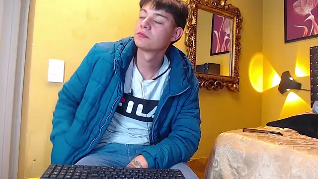 luckk  online show from April 19, 2026, 6:13 am