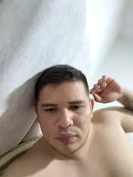 Snapshot of ian_charmboy chatting on April 14, 2026, 7:03 am ian charmboy online show from April 14, 2026, 7:03 am