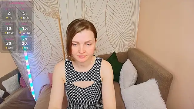 Liza  Evans online show from June 9, 2026, 2:01 am