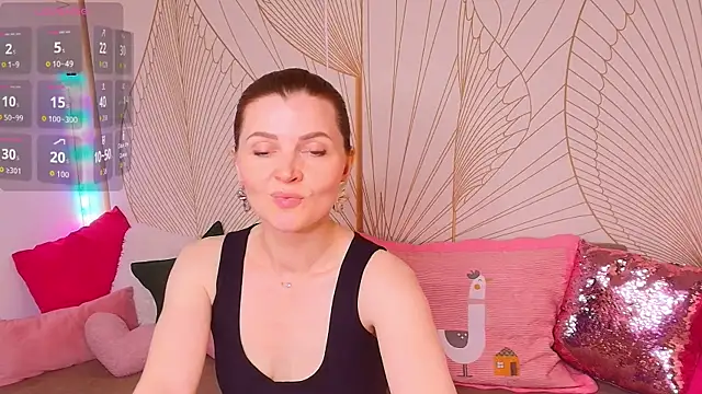Liza  Evans online show from July 9, 2026, 1:53 am