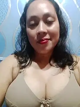 Snapshot of sweet_bobs chatting on April 14, 2026, 1:28 pm sweet bobs online show from April 14, 2026, 1:28 pm