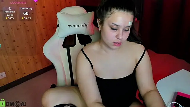 Snapshot of nicolewoss chatting on June 8, 2026, 11:10 am nicolewoss online show from June 8, 2026, 11:10 am