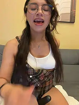 CocoaGigiMuse online show from July 28, 2026, 11:26 pm