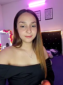Siennarose2026 online show from May 21, 2026, 2:51 am