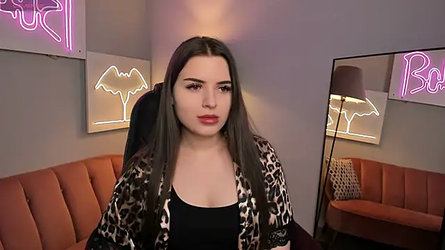 AliceLiador  online show from April 26, 2026, 2:37 pm