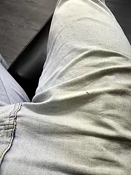 lucio79k online show from April 29, 2026, 6:14 pm