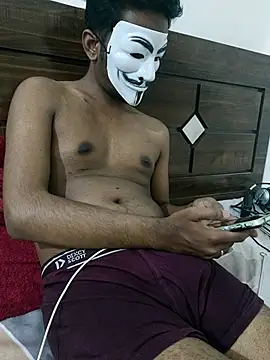 handsomeboyrk online show from April 16, 2026, 7:14 pm