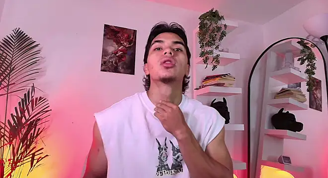andyypalmer  online show from June 4, 2026, 1:06 pm
