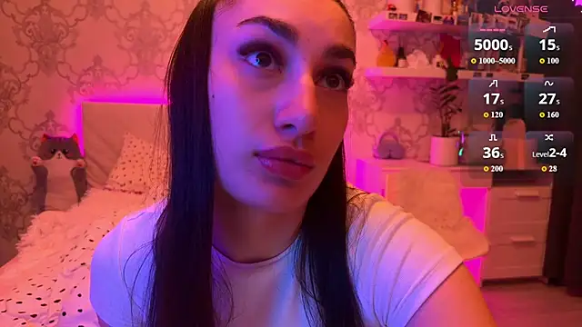 Snapshot of MyNaomi chatting on June 7, 2026, 8:45 pm MyNaomi online show from June 7, 2026, 8:45 pm