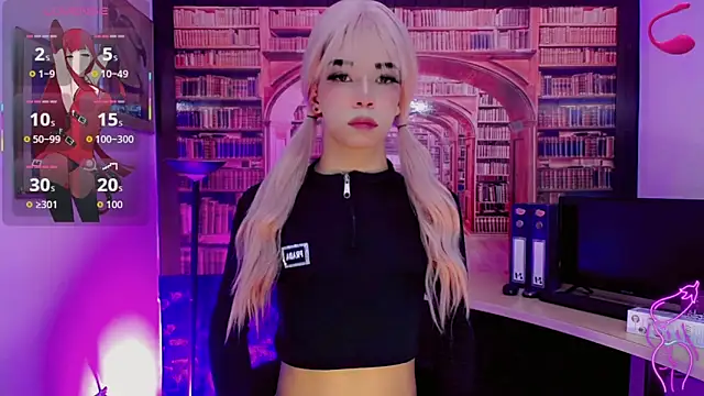 moon sweet- online show from April 18, 2026, 3:21 am