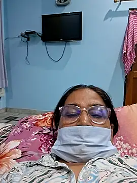 Shalini3456 online show from May 31, 2026, 4:58 pm