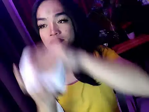 Snapshot of ruffa_madisson chatting on May 5, 2026, 2:08 am ruffa madisson online show from May 5, 2026, 2:08 am