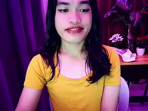 Snapshot of ruffa_madisson chatting on May 18, 2026, 12:22 pm ruffa madisson online show from May 18, 2026, 12:22 pm