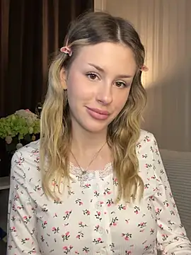 SearchyourAngel online show from April 15, 2026, 2:35 pm