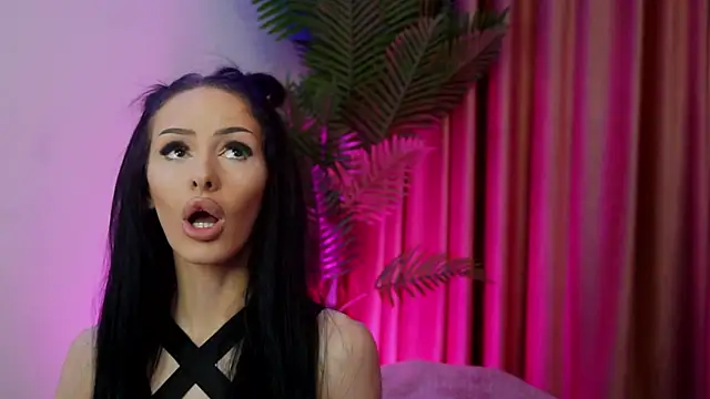 EvePosh online show from April 22, 2026, 6:16 am