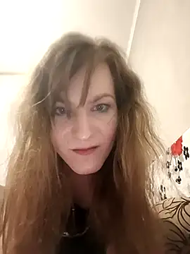 AnnieNet online show from April 21, 2026, 8:01 pm