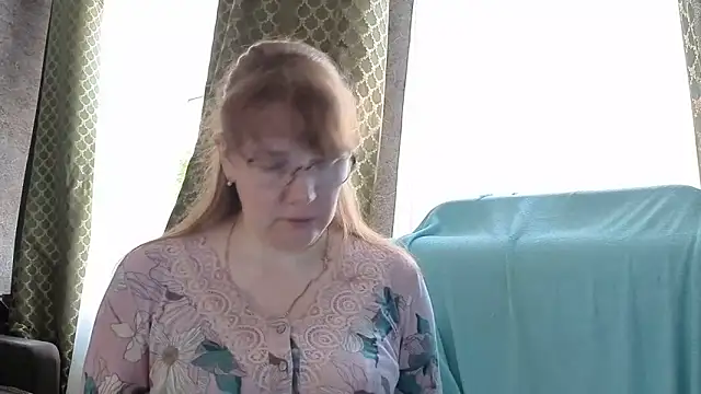 Snapshot of Miss_SandraX chatting on June 14, 2026, 4:25 am Miss SandraX online show from June 14, 2026, 4:25 am