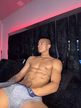 willclayy online show from June 17, 2026, 12:46 am