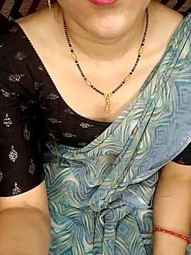 Sexy Hena 69 online show from April 24, 2026, 4:31 pm