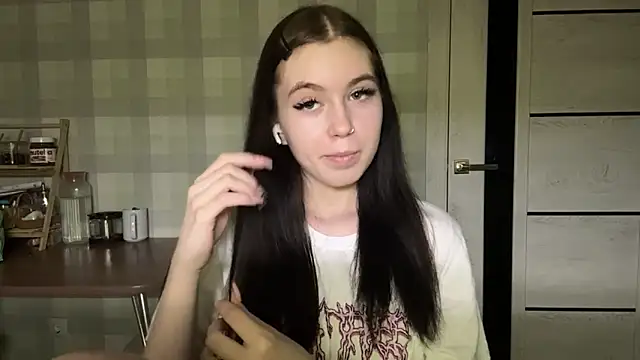 Bubble Eva online show from April 27, 2026, 6:50 pm