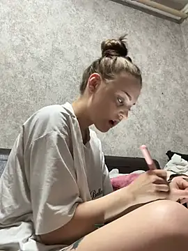 Shannon Van online show from April 20, 2026, 10:40 am