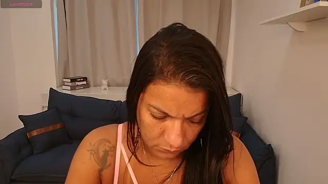 Eva Davvis online show from April 22, 2026, 11:23 am