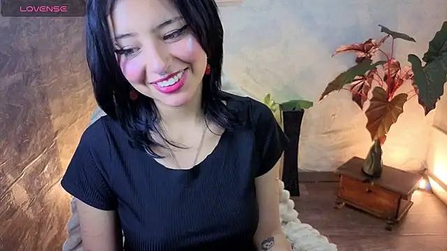 Snapshot of lsa_dolly_nyx chatting on May 2, 2026, 5:40 pm lsa dolly nyx online show from May 2, 2026, 5:40 pm