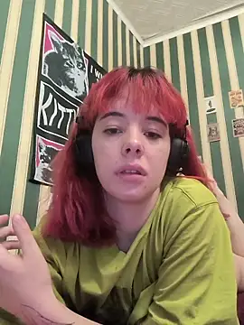 amberrrdolll  online show from April 23, 2026, 5:59 pm