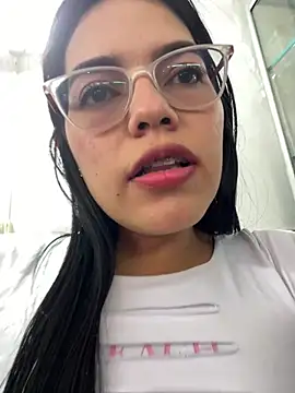 Snapshot of CarlaSpenser chatting on June 6, 2026, 5:17 pm CarlaSpenser online show from June 6, 2026, 5:17 pm