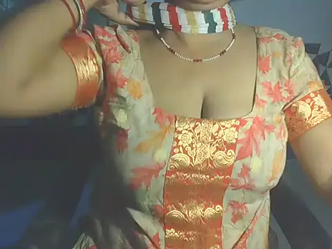 Snapshot of Hotty_Bhabhi1 chatting on May 23, 2026, 6:29 am Hotty Bhabhi1 online show from May 23, 2026, 6:29 am