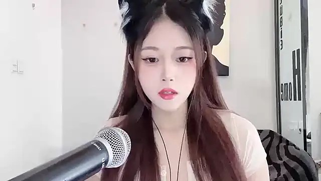 KiKi-011 online show from May 30, 2026, 7:49 am