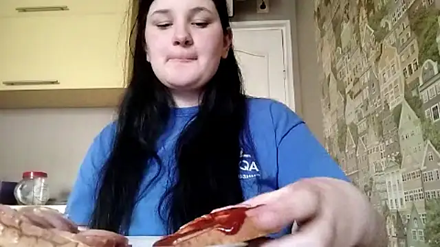 Snapshot of BeatriceMolands chatting on April 30, 2026, 6:42 am BeatriceMolands online show from April 30, 2026, 6:42 am